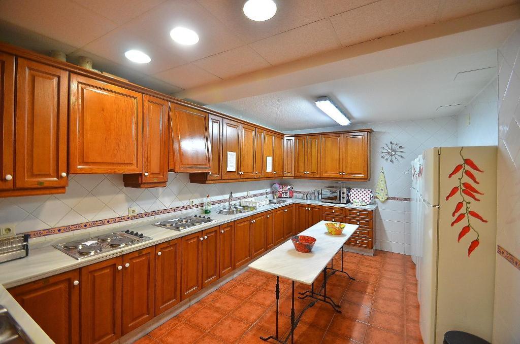 Отель Residencia Ziri Гранада Экстерьер фото