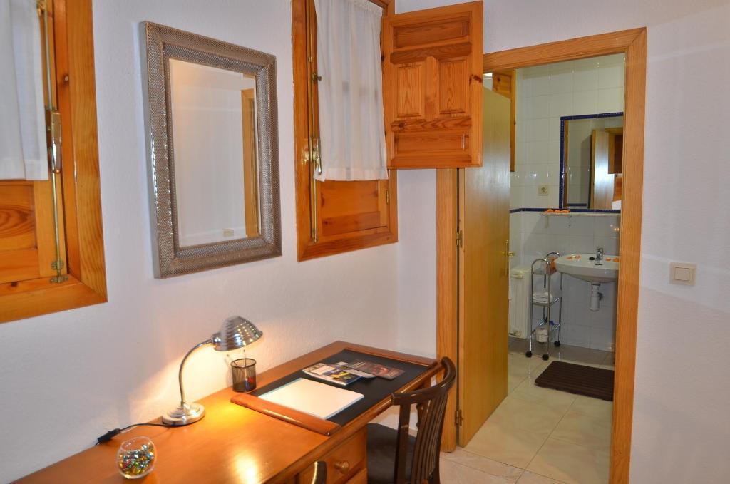Отель Residencia Ziri Гранада Номер фото